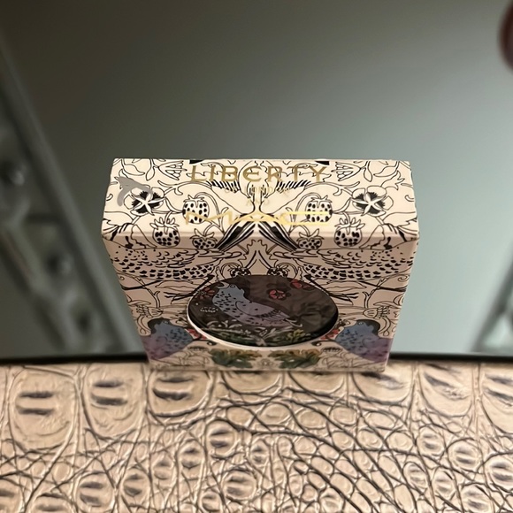 NIB! Mac Cosmetics Liberty Of London Powder Blush In Color Dirty Plum. - Picture 4 of 8